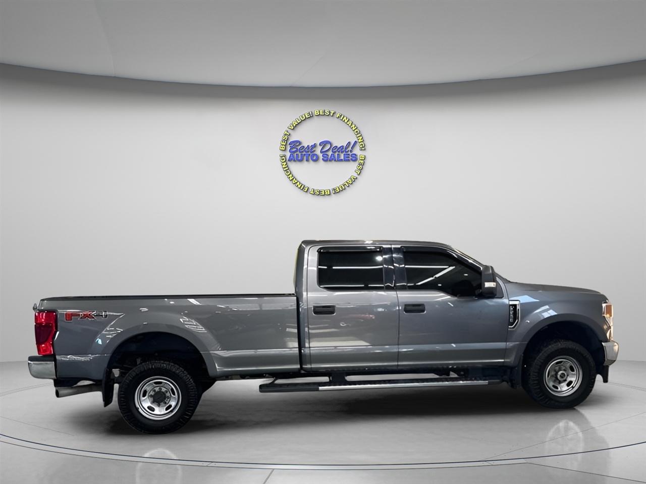 Ford F-250 SD XLT Crew Cab Long Bed 4WD 2022