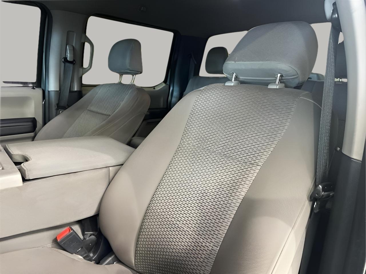 Ford F-250 SD XLT Crew Cab Long Bed 4WD 2022