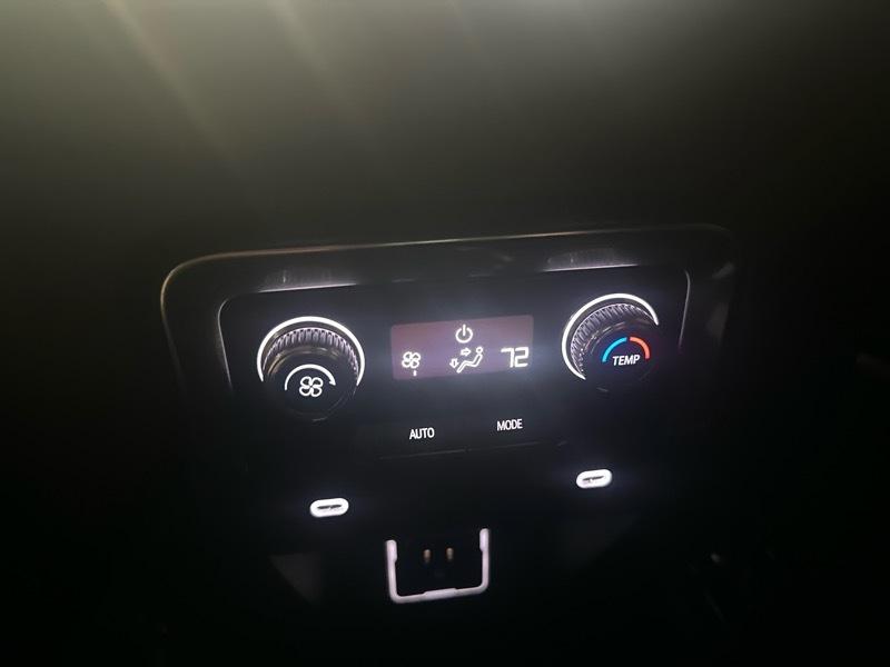 GMC Yukon XL SLT 4WD 2023