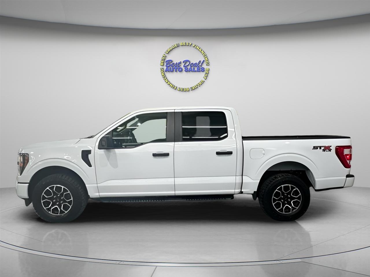 Ford F-150 XL SuperCrew 4WD 2023