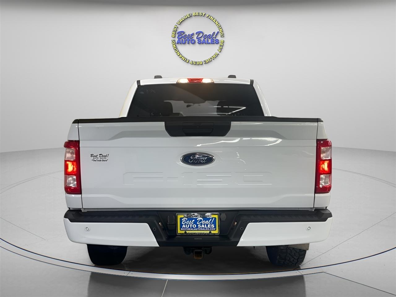 Ford F-150 XL SuperCrew 4WD 2023