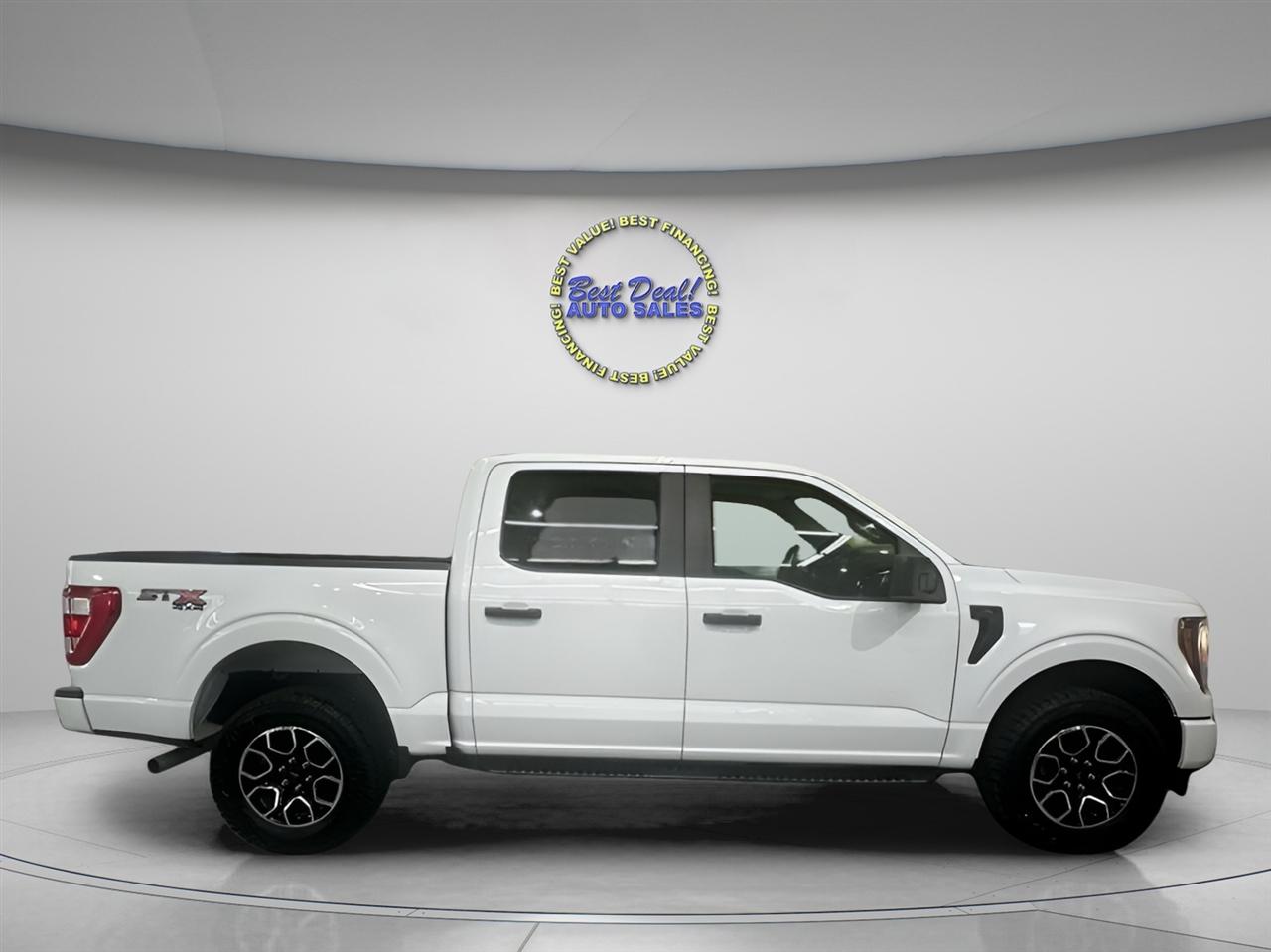 Ford F-150 XL SuperCrew 4WD 2023