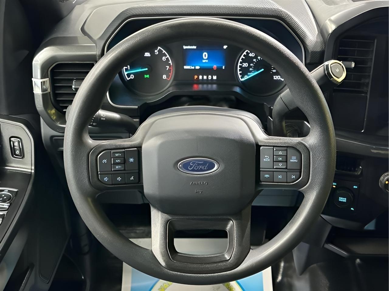 Ford F-150 XL SuperCrew 4WD 2023