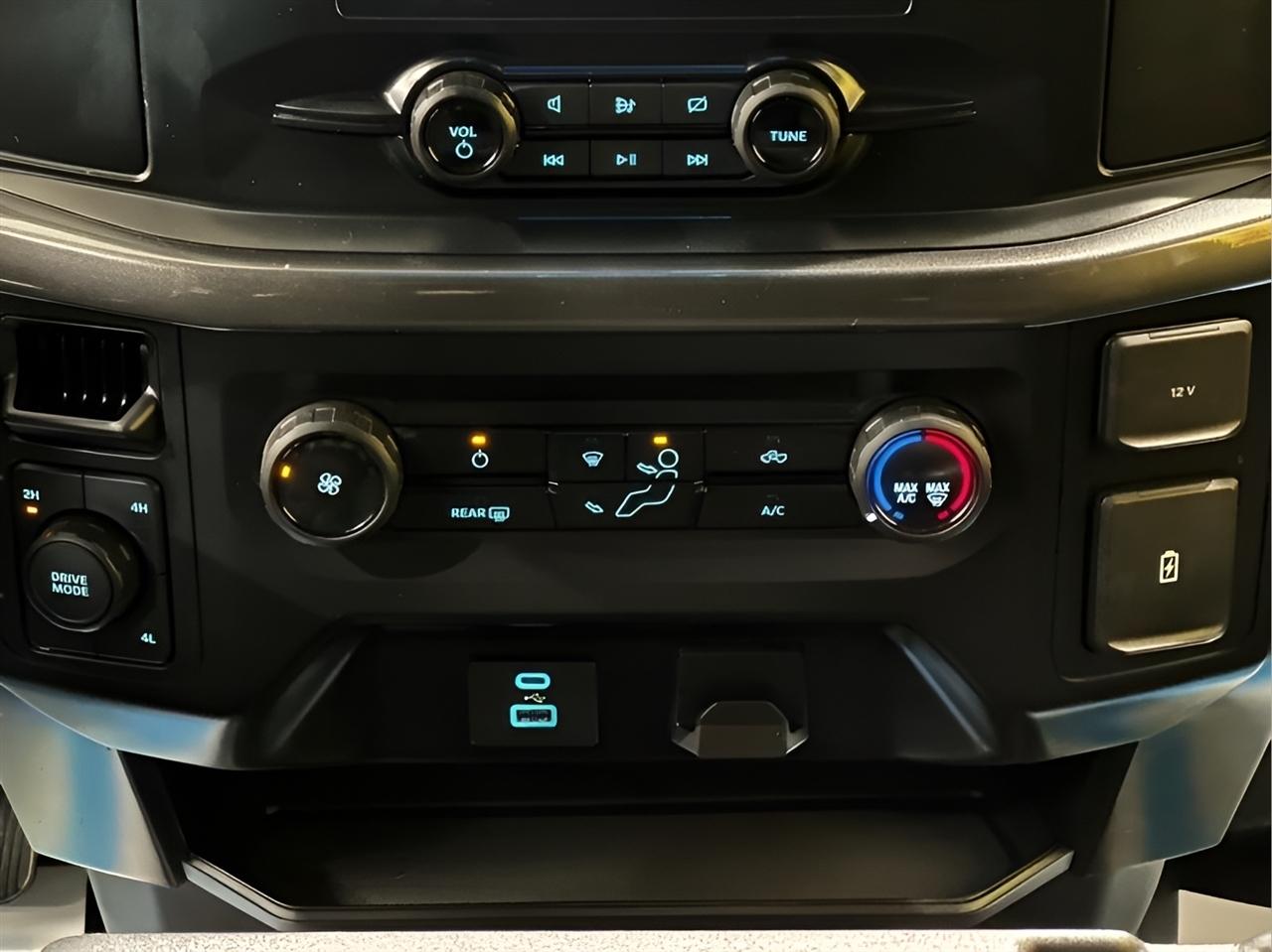 Ford F-150 XL SuperCrew 4WD 2023