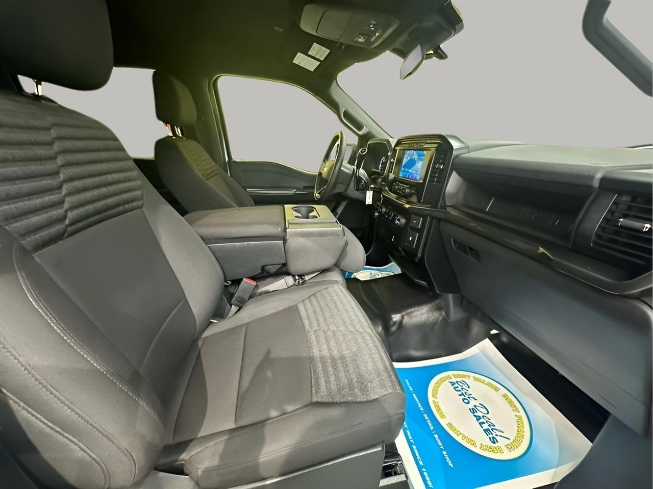 Ford F-150 XL SuperCrew 4WD 2023