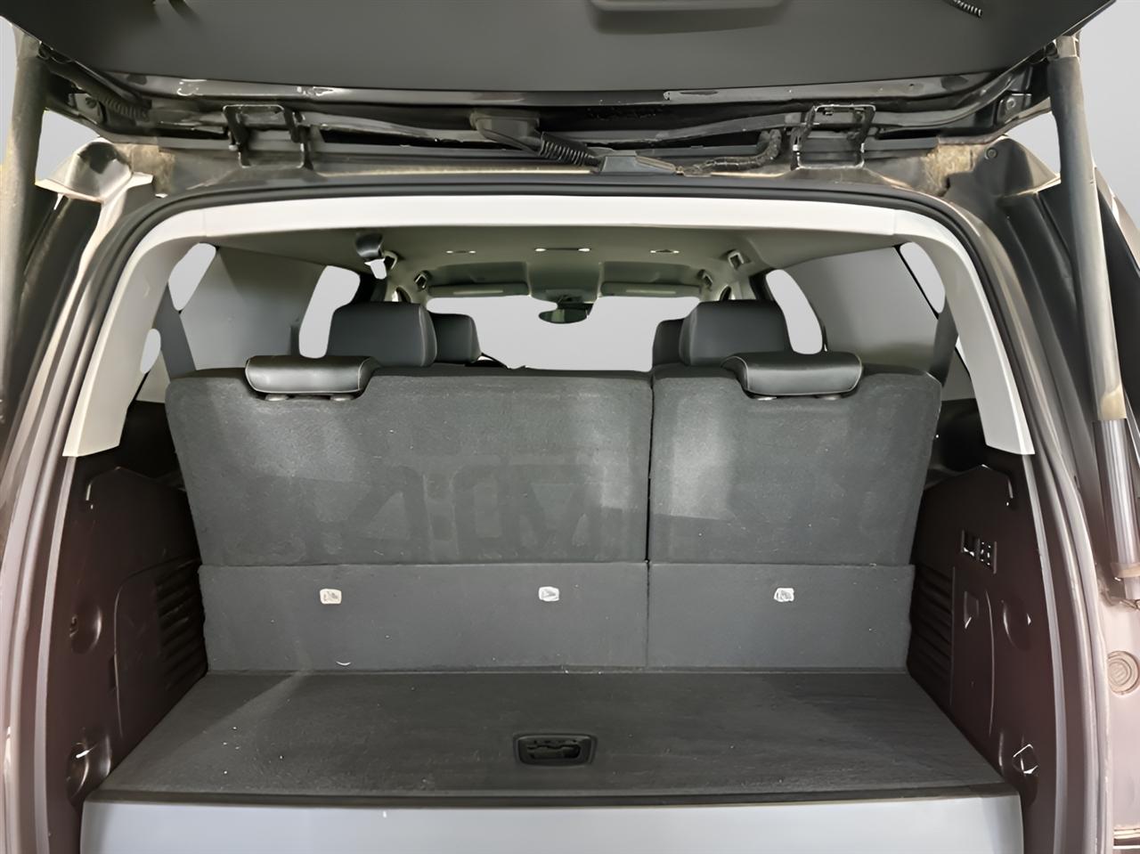 Chevrolet Tahoe  2018