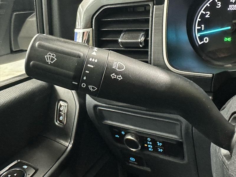 Ford F-150 Lariat SuperCrew 5.5-ft. Bed 4WD 2023