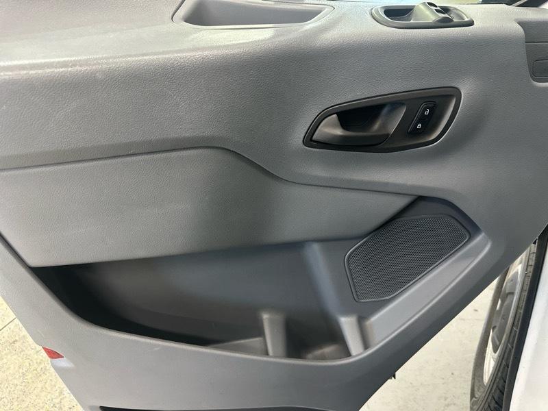 Ford Transit 350 Van High Roof w/Sliding Pass. 148-in. WB EL 2017