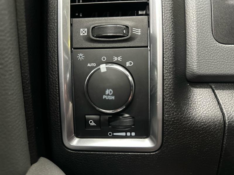 RAM 3500 SLT Crew Cab LWB 4WD 2018