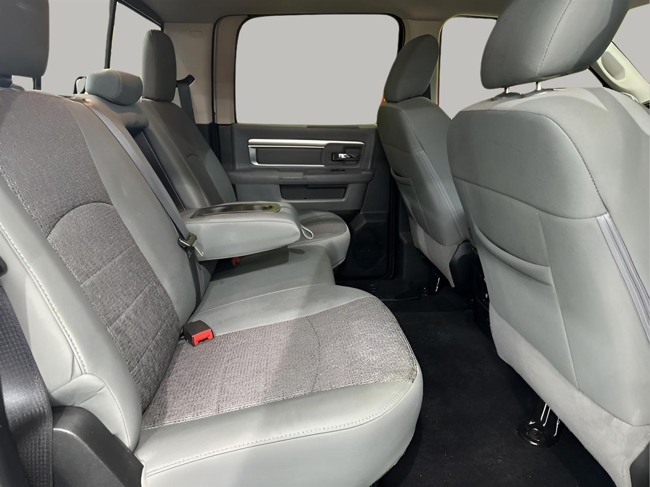 RAM 3500 SLT Crew Cab LWB 4WD 2018