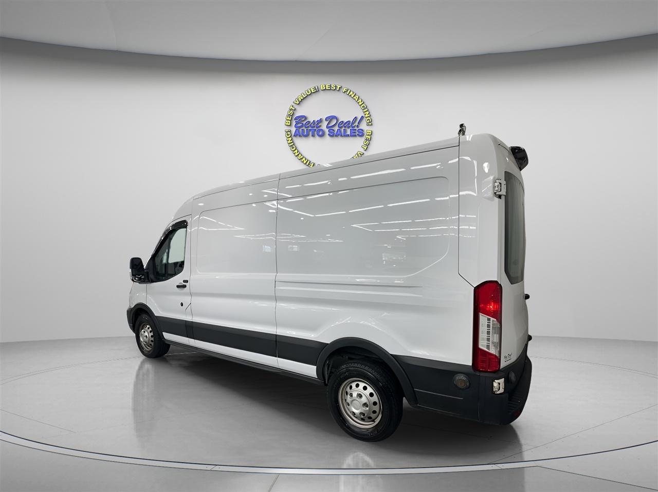 Ford Transit 250 Van Med. Roof w/Sliding Pass. 148-in. WB 2020
