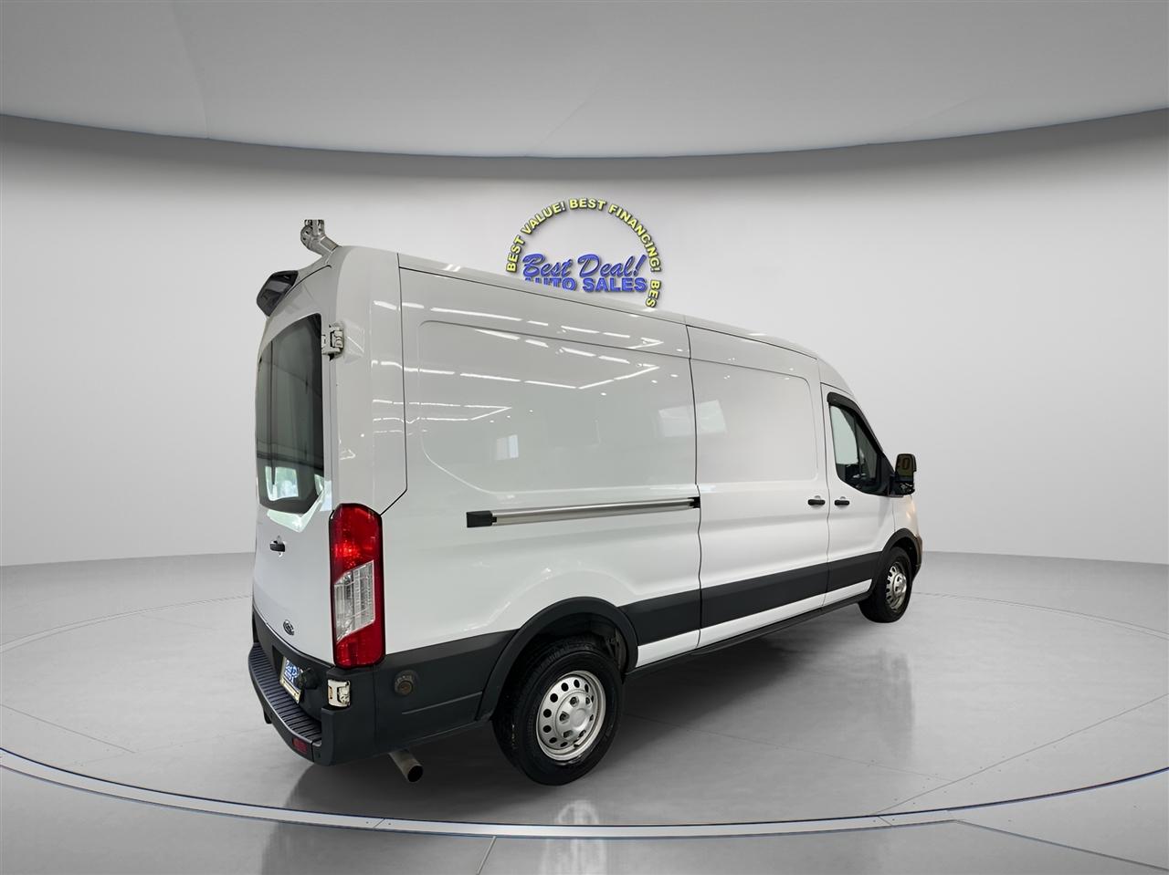 Ford Transit 250 Van Med. Roof w/Sliding Pass. 148-in. WB 2020