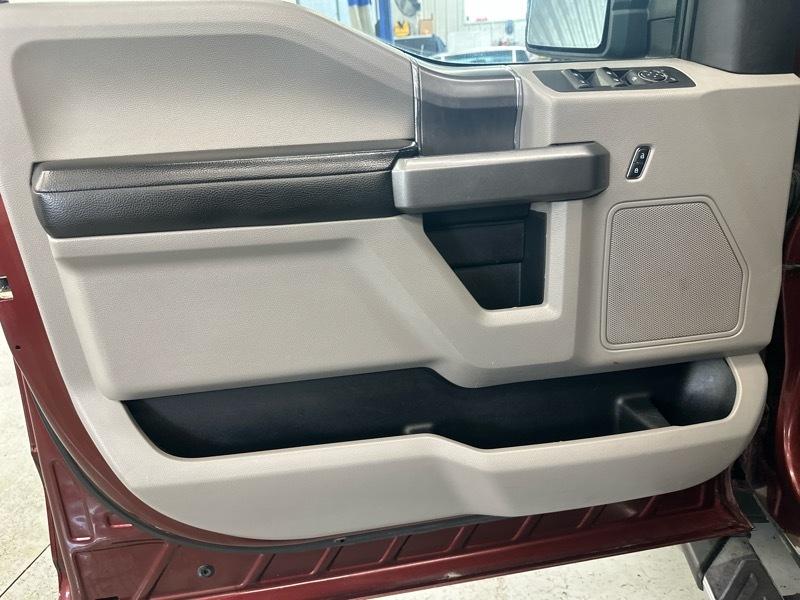 Ford F-150 4WD SuperCrew 139" XLT 2015