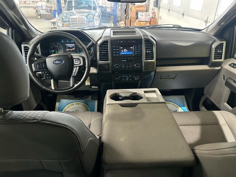 Ford F-150 4WD SuperCrew 139" XLT 2015