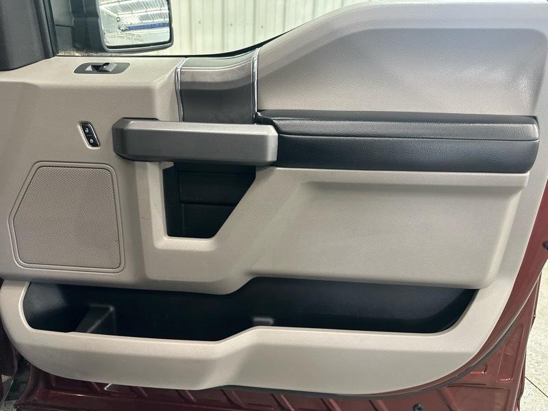 Ford F-150 4WD SuperCrew 139" XLT 2015