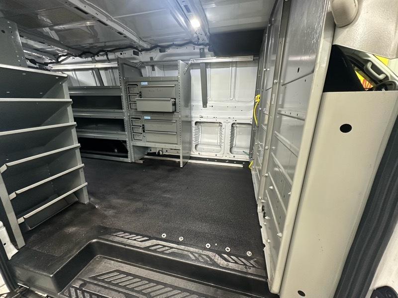 Ford Transit 250 Van High Roof w/Sliding Pass. 148-in. WB 2020