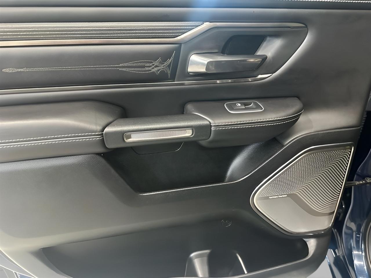 RAM 1500 Limited Crew Cab SWB 4WD 2020