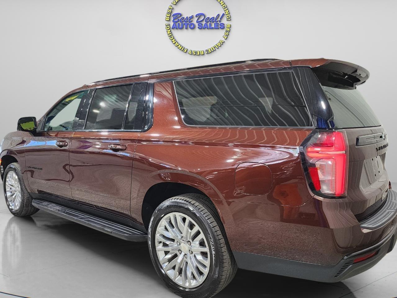 Chevrolet Suburban RST 2023