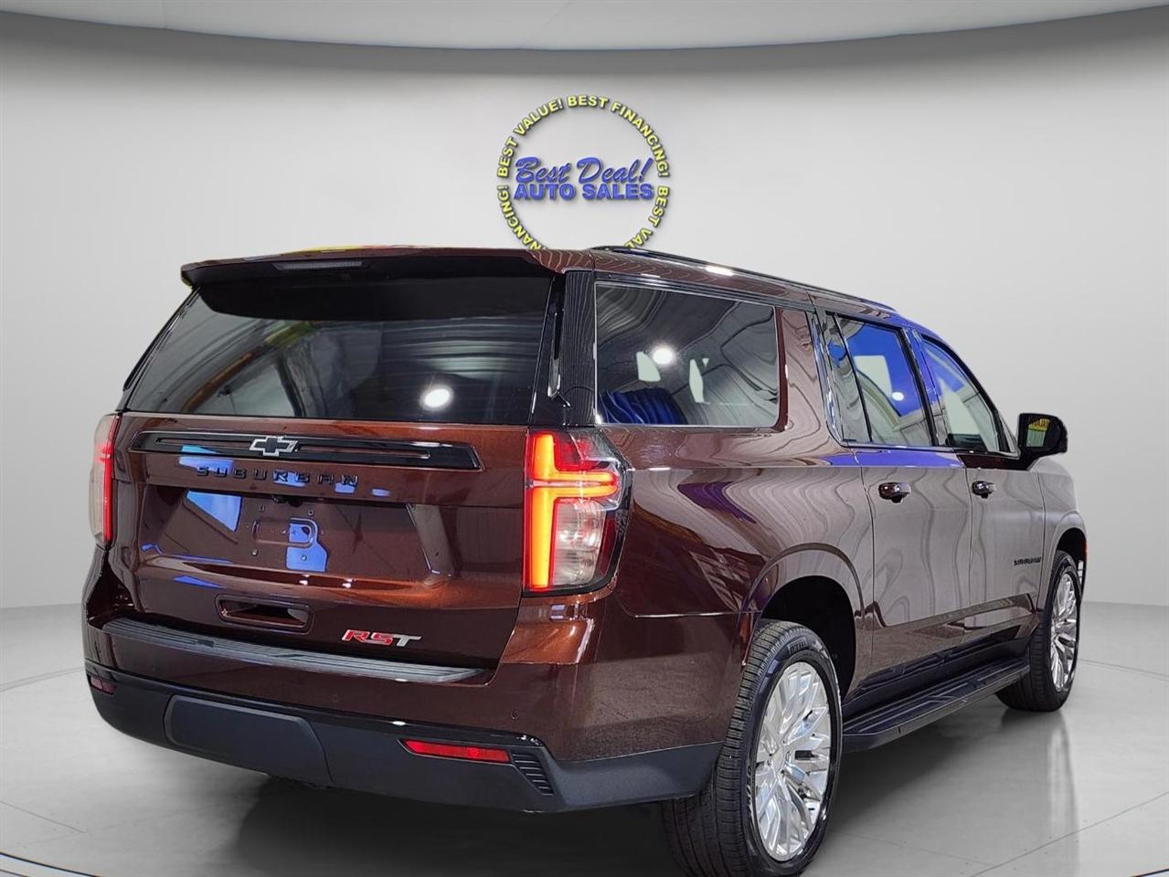 Chevrolet Suburban RST 2023