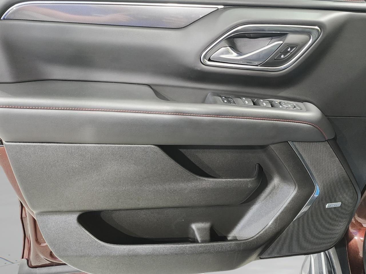 Chevrolet Suburban RST 2023