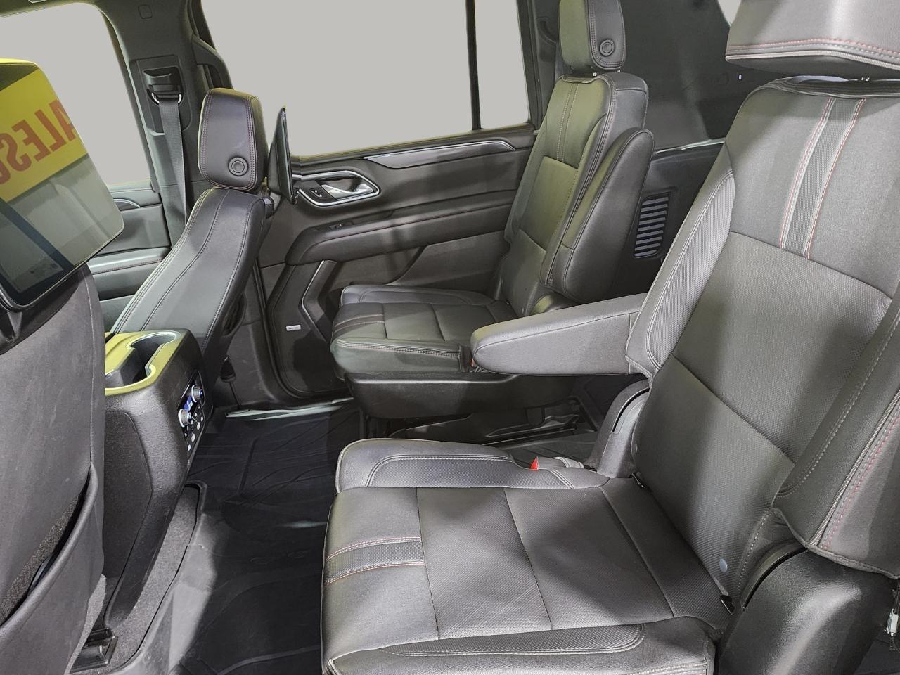 Chevrolet Suburban RST 2023