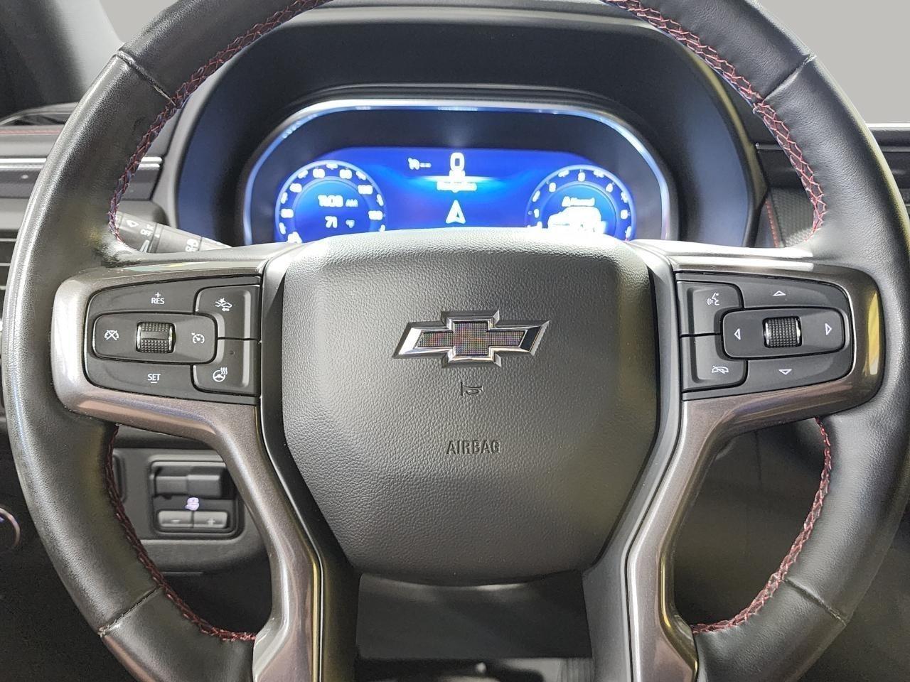 Chevrolet Suburban RST 2023