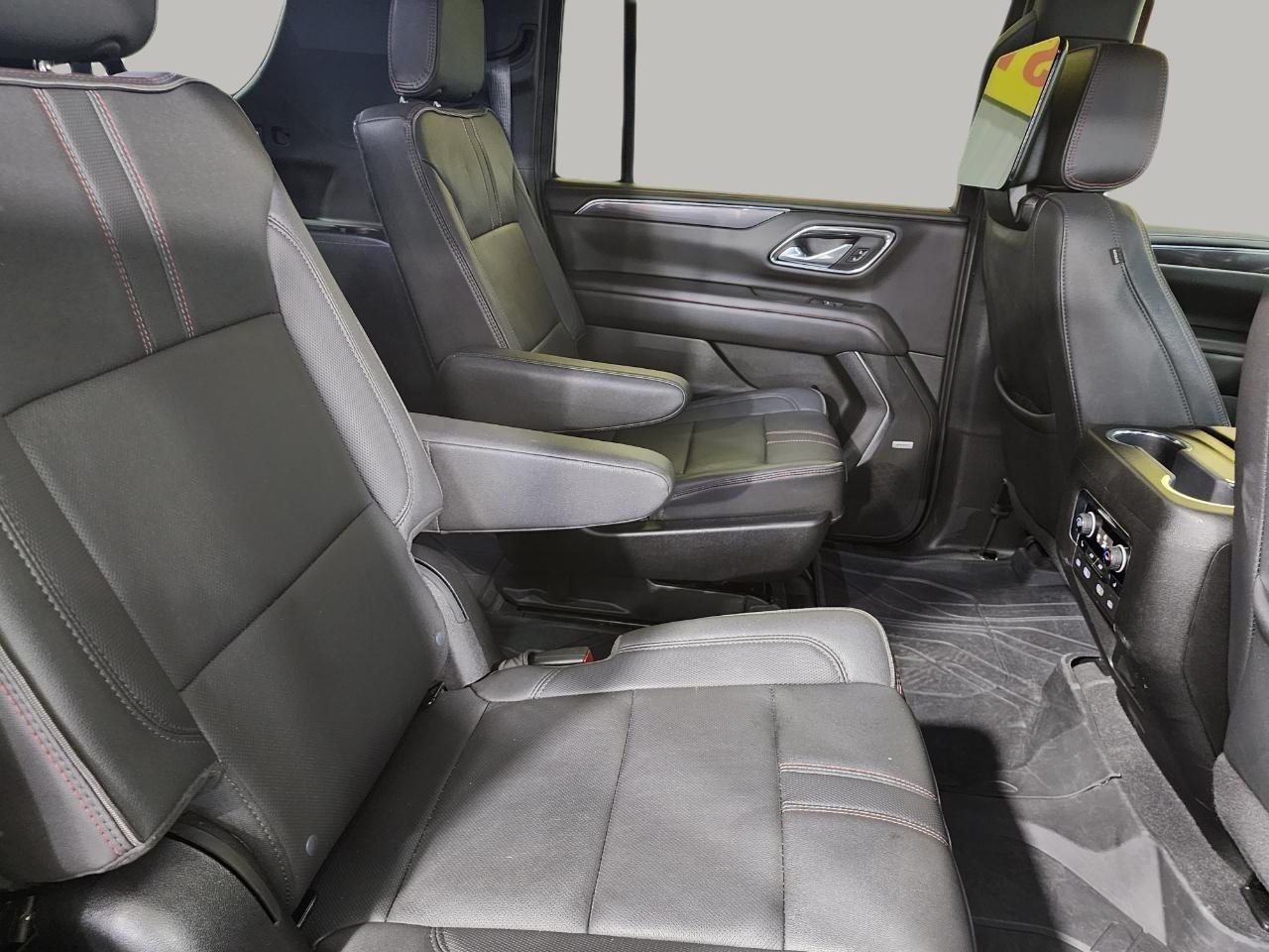 Chevrolet Suburban RST 2023