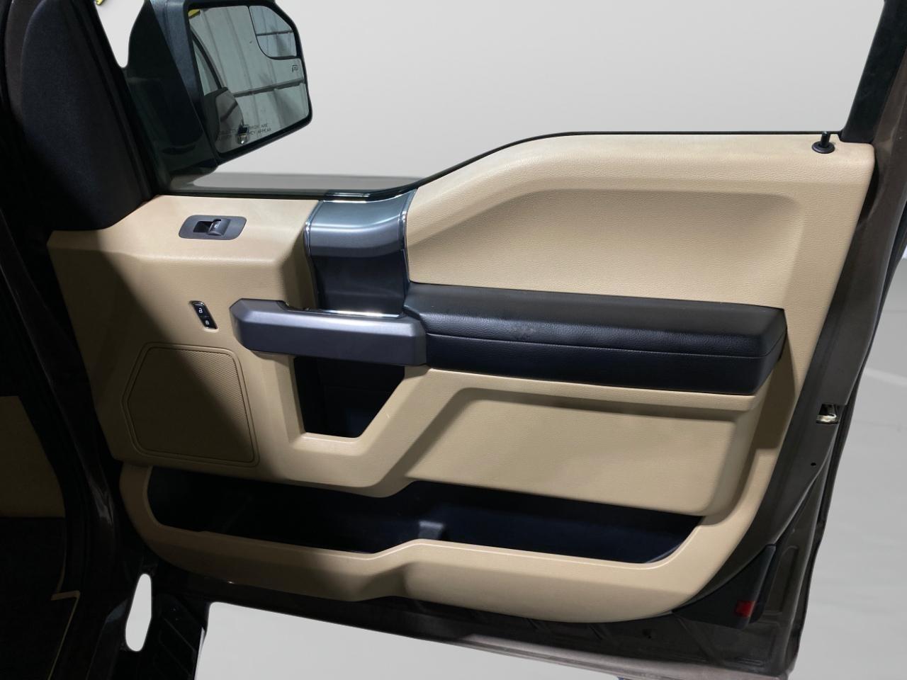 Ford F-150 XLT SuperCab 4WD 2015