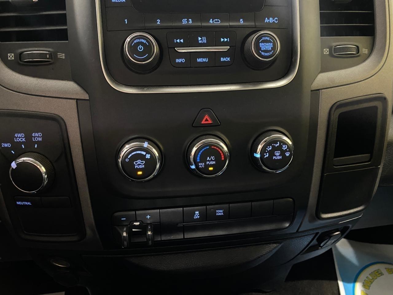 RAM 2500 4WD Crew Cab 149" Tradesman 2017