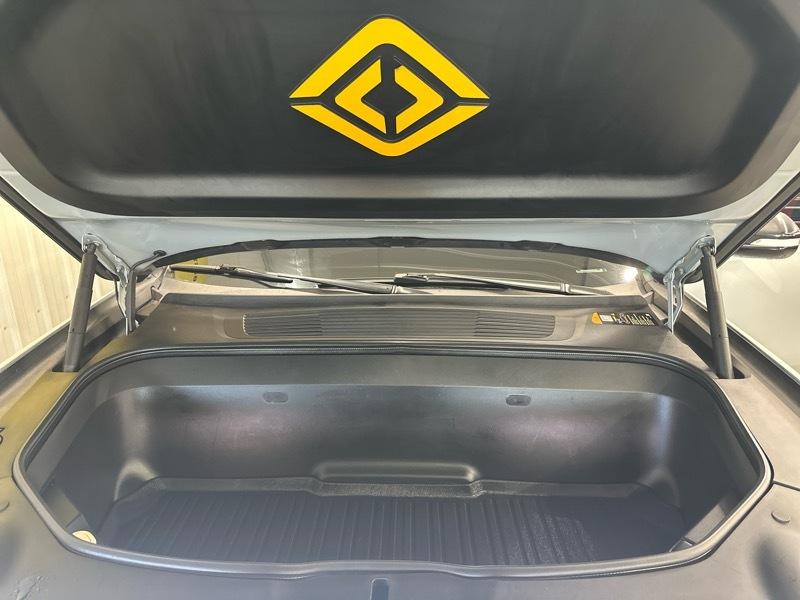 Rivian R1T Adventure 2022