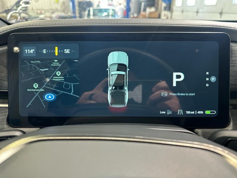 Rivian R1T Adventure 2022