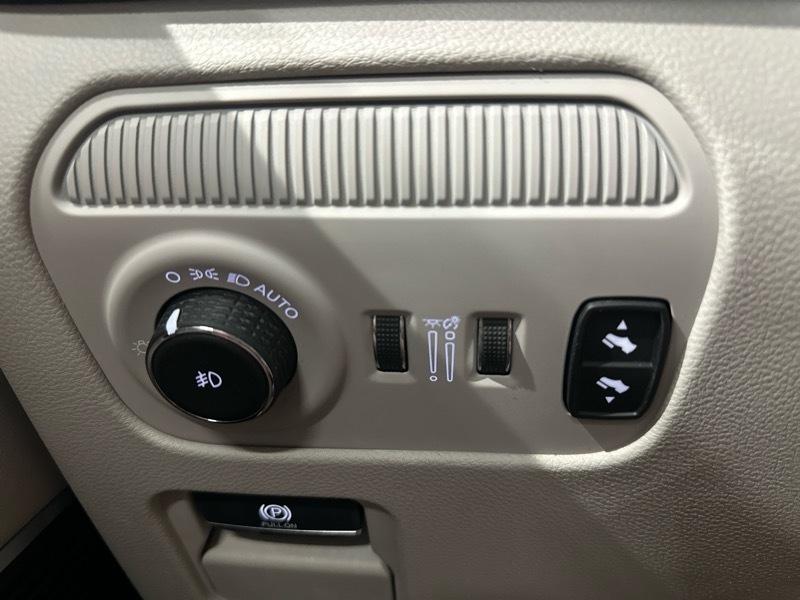 Jeep Wagoneer Series II 4WD 2022