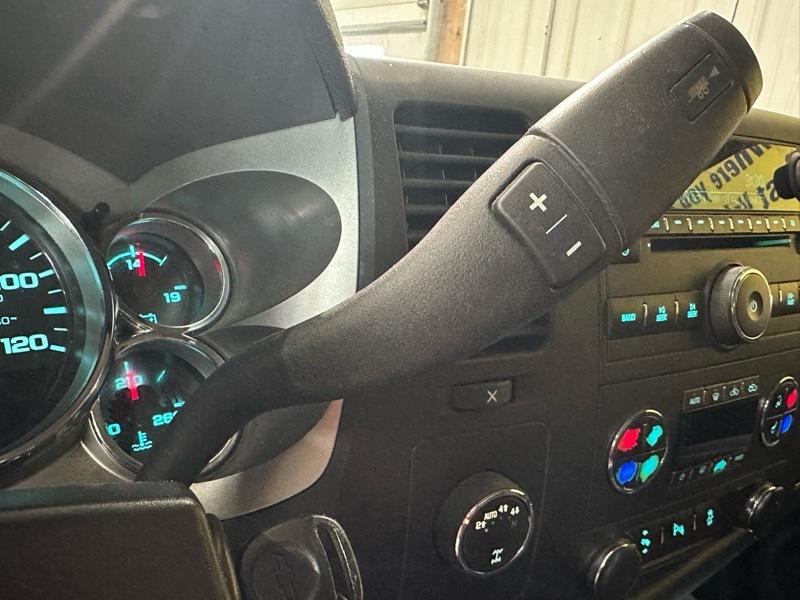 Chevrolet Silverado 1500 LT Crew Cab 4WD 2013