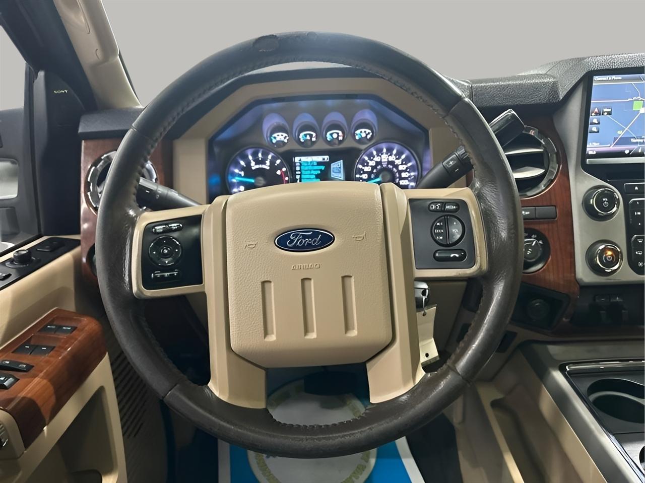 Ford F-350 SD King Ranch Crew Cab Long Bed 4WD 2015