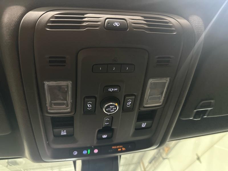 GMC Yukon Denali 4WD 2022
