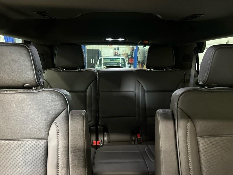 GMC Yukon Denali 4WD 2022