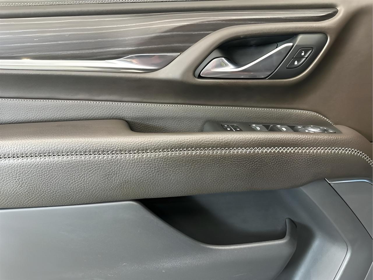 GMC Yukon Denali 4WD 2022