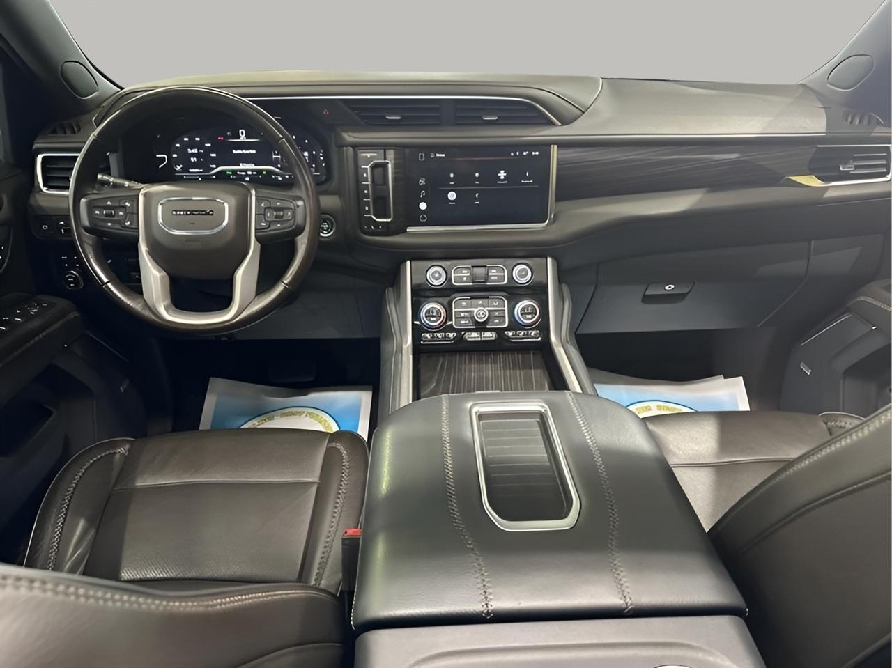 GMC Yukon Denali 4WD 2022
