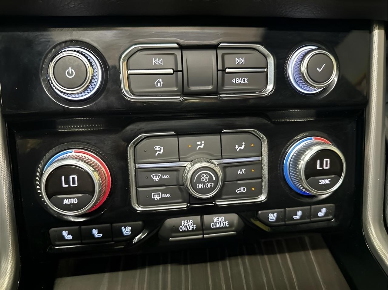 GMC Yukon Denali 4WD 2022
