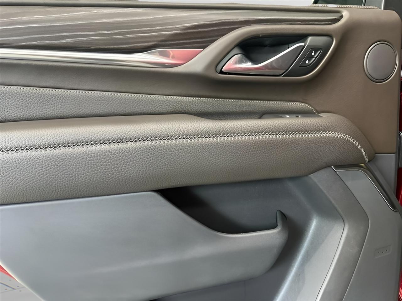 GMC Yukon Denali 4WD 2022