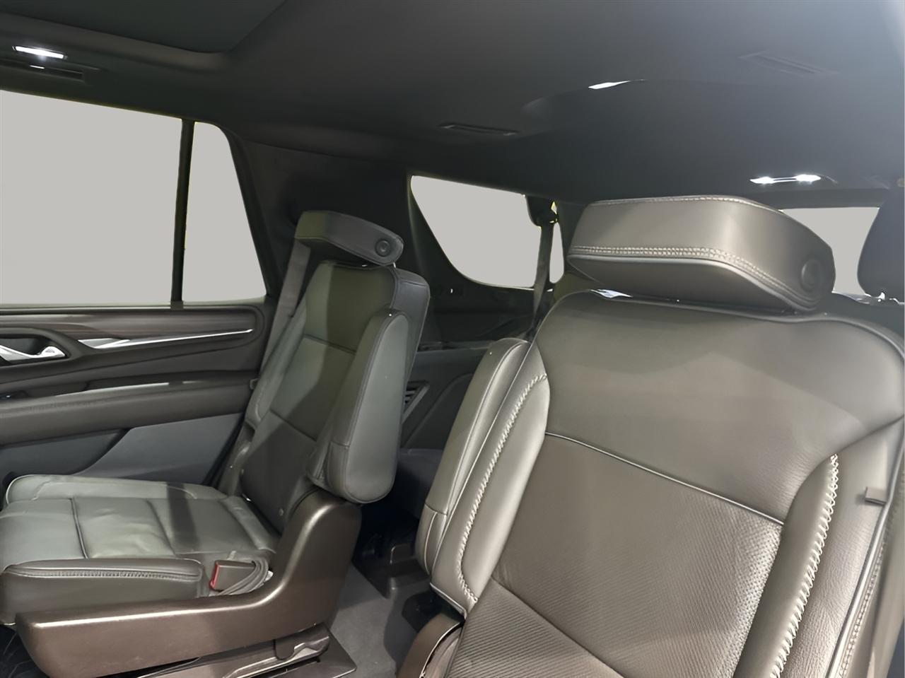 GMC Yukon Denali 4WD 2022