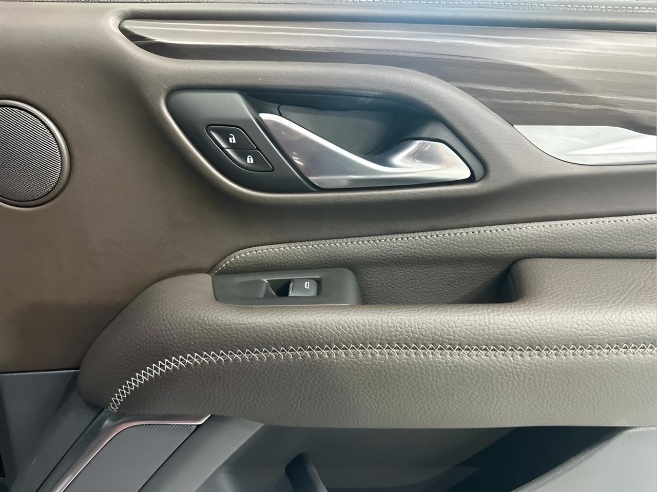 GMC Yukon Denali 4WD 2022