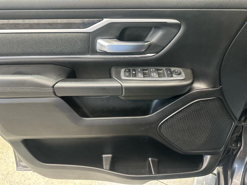 RAM 1500 Big Horn Crew Cab SWB 4WD 2023