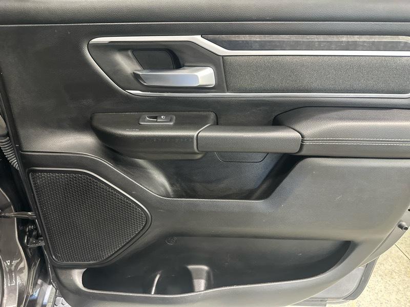 RAM 1500 Big Horn Crew Cab SWB 4WD 2023
