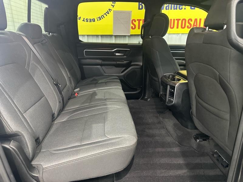 RAM 1500 Big Horn Crew Cab SWB 4WD 2023