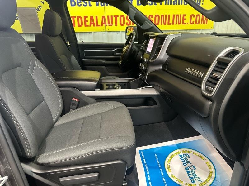 RAM 1500 Big Horn Crew Cab SWB 4WD 2023