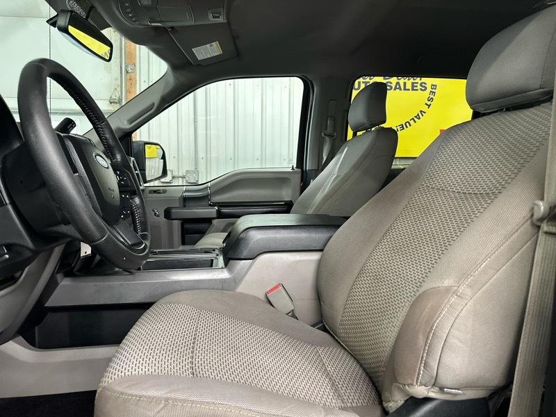 Ford F-150 XL SuperCrew 5.5-ft. Bed 4WD 2015