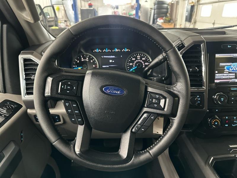 Ford F-150 XL SuperCrew 5.5-ft. Bed 4WD 2015