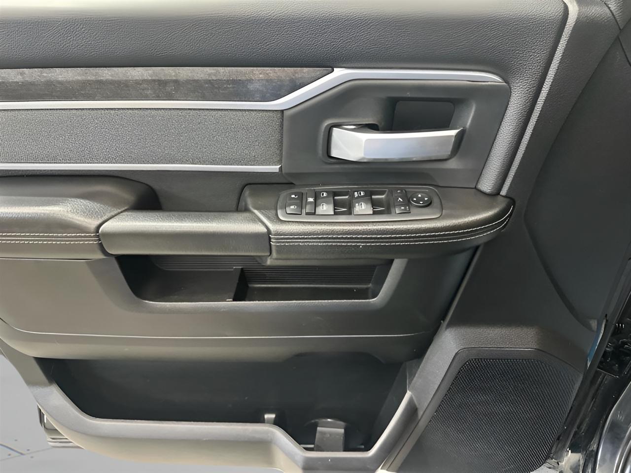 RAM 2500 Tradesman Crew Cab SWB 4WD 2019