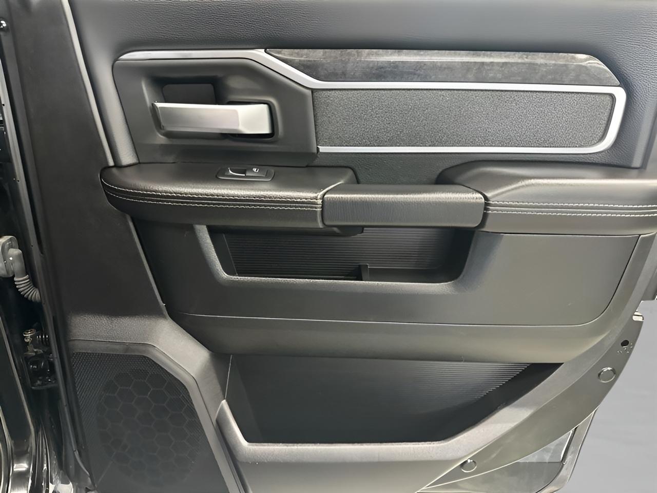 RAM 2500 Tradesman Crew Cab SWB 4WD 2019